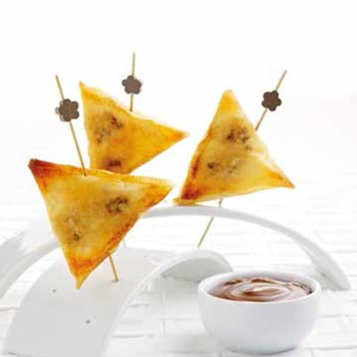 Banaansamosa’s met chocoladesaus